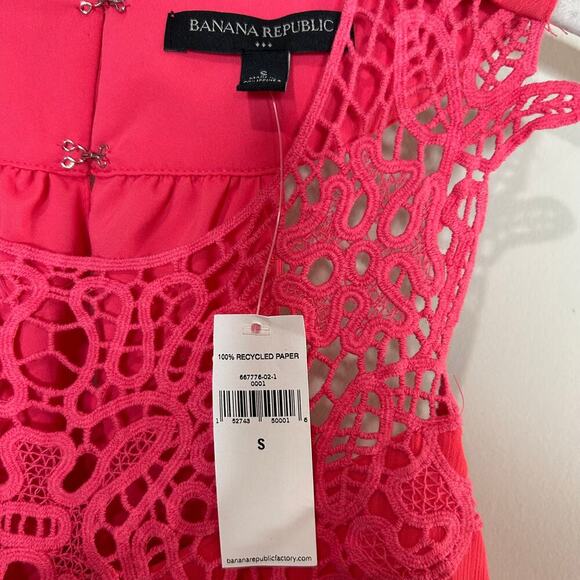 NWT Banana Republic Factory Pink Sleeveless Shirt Size S Crochet Lace - Picture 6 of 9